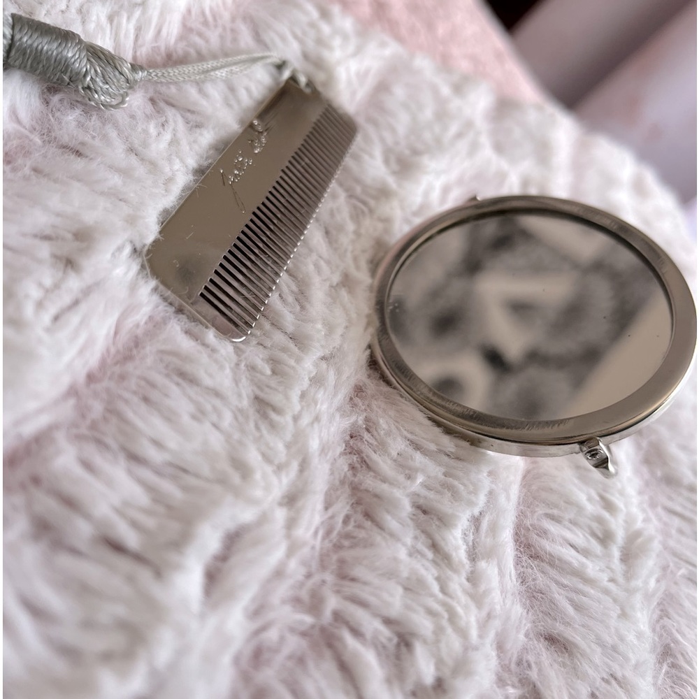 Judith Leiber set of comb & double-sided pocket book mirror